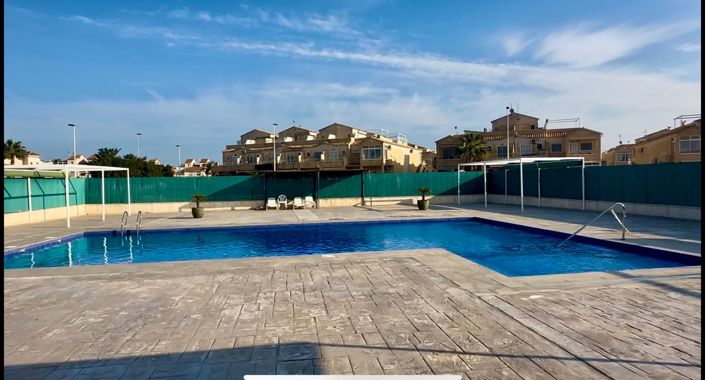 Image No.14-2 Bed Bungalow for sale