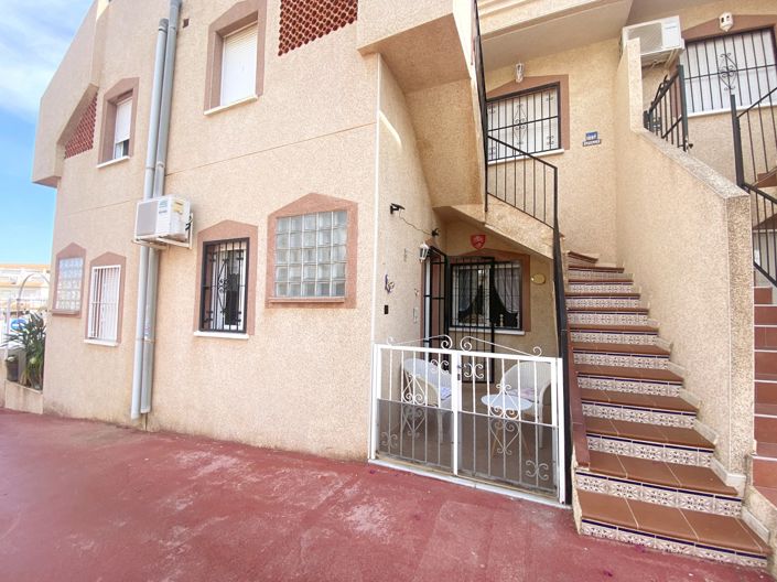 Image No.18-2 Bed Apartment for sale