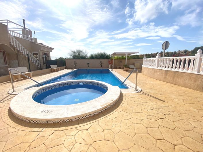 Image No.19-2 Bed Apartment for sale