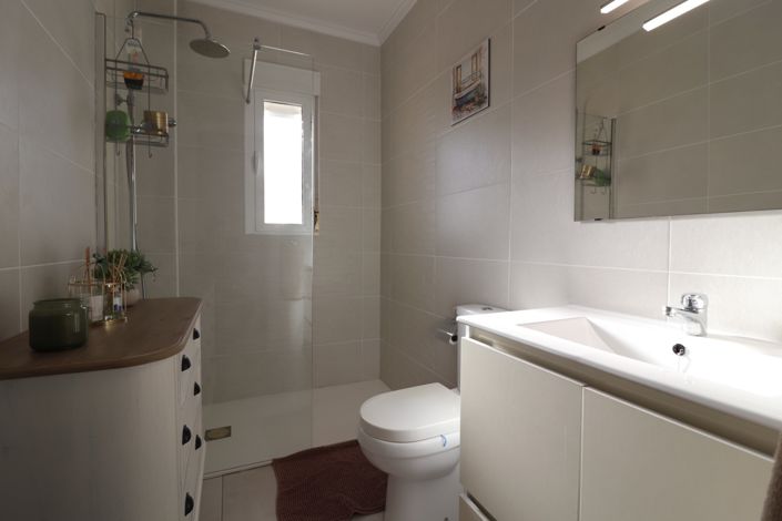 Image No.16-3 Bed Villa for sale