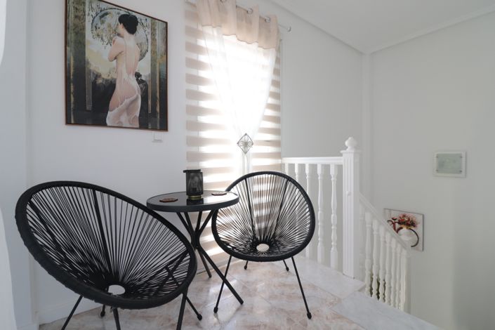 Image No.17-3 Bed Villa for sale