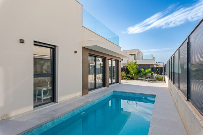 Image No.31-3 Bed Villa for sale