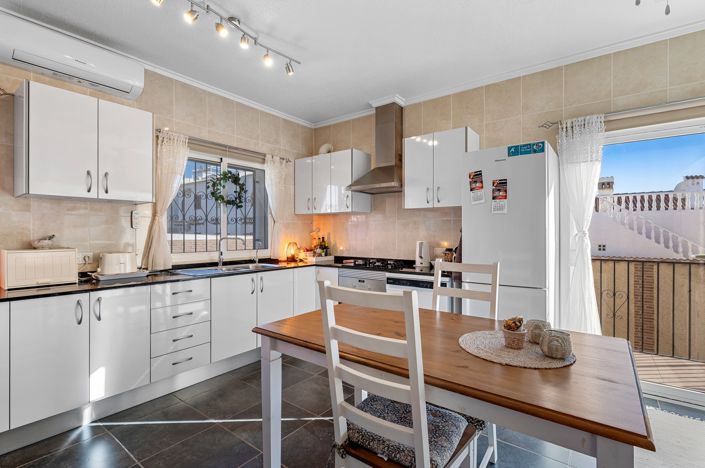 Image No.24-4 Bed Villa for sale