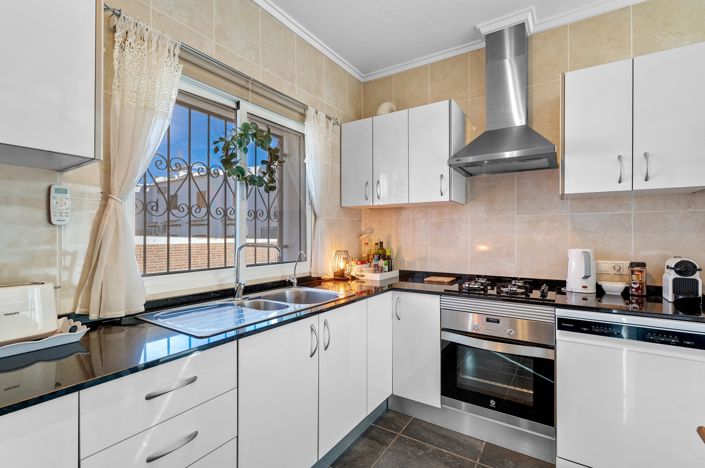 Image No.28-4 Bed Villa for sale