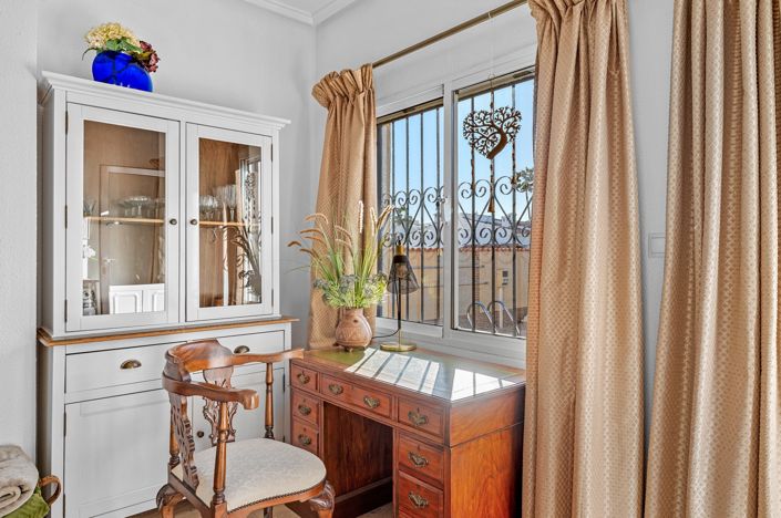 Image No.34-4 Bed Villa for sale