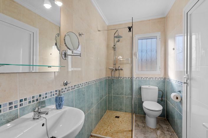 Image No.40-4 Bed Villa for sale