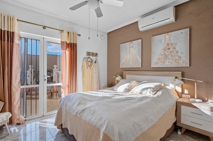 Image No.43-4 Bed Villa for sale