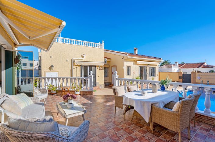 Image No.7-4 Bed Villa for sale