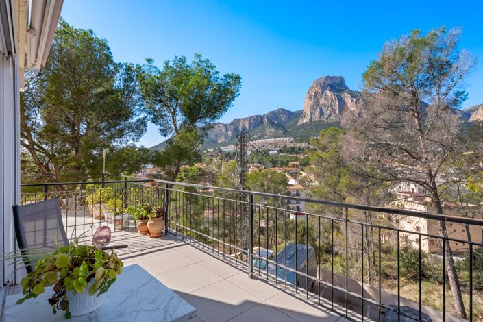 Image No.14-2 Bed Apartment for sale