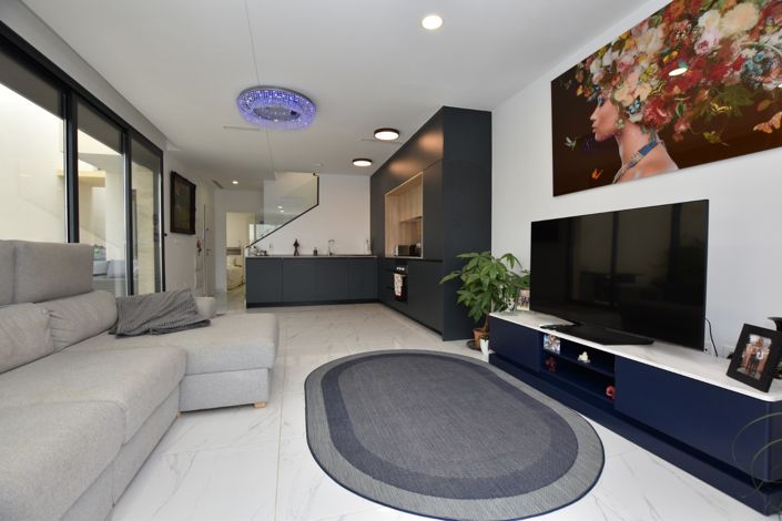 Image No.4-3 Bed Villa for sale