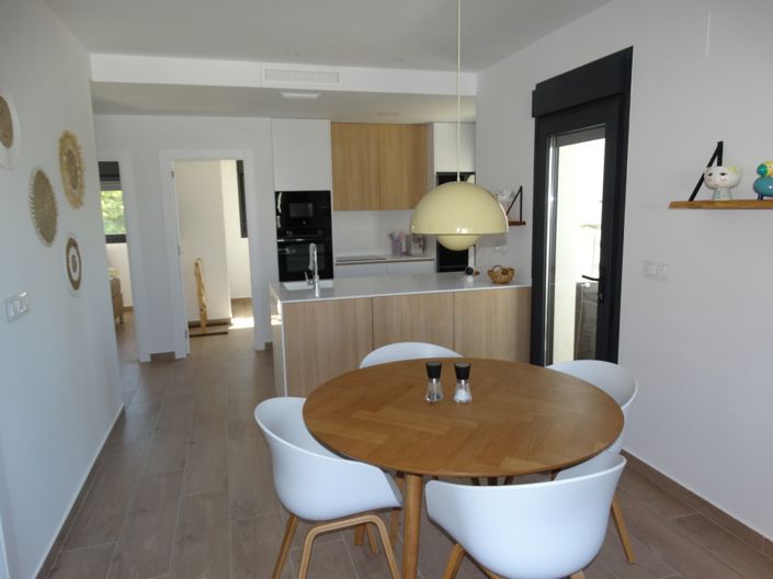 Image No.7-3 Bed Apartment for sale