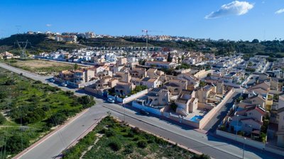 d699ea3de44490699ea3de444d3