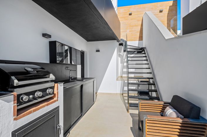 Image No.34-3 Bed Duplex for sale