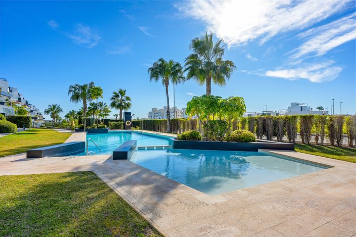 Image No.45-3 Bed Duplex for sale