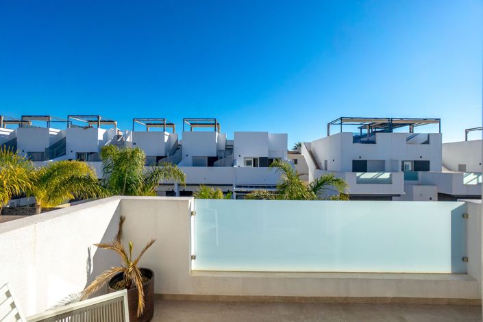 Image No.24-2 Bed Apartment for sale