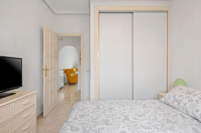 Image No.12-2 Bed Apartment for sale