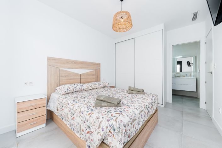 Image No.23-3 Bed Villa for sale