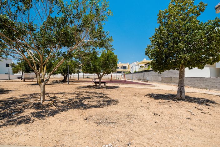 Image No.48-3 Bed Villa for sale