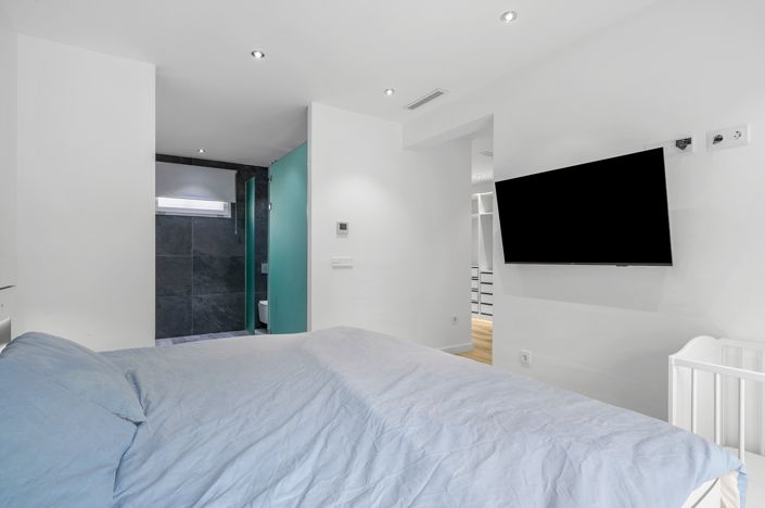 Image No.40-4 Bed Villa for sale