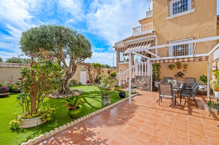 Image No.2-3 Bed Property for sale