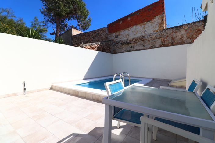 Image No.2-2 Bed Bungalow for sale