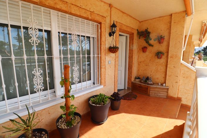 Image No.42-3 Bed Townhouse for sale