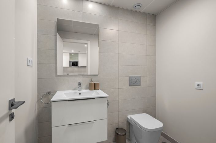 Image No.9-2 Bed Apartment for sale