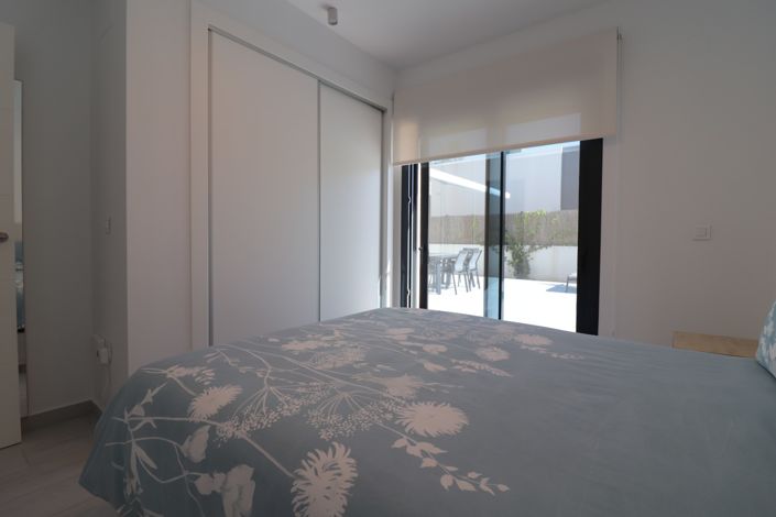 Image No.16-3 Bed Villa for sale