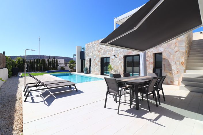 Image No.24-3 Bed Villa for sale