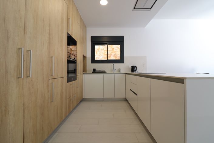 Image No.8-3 Bed Villa for sale