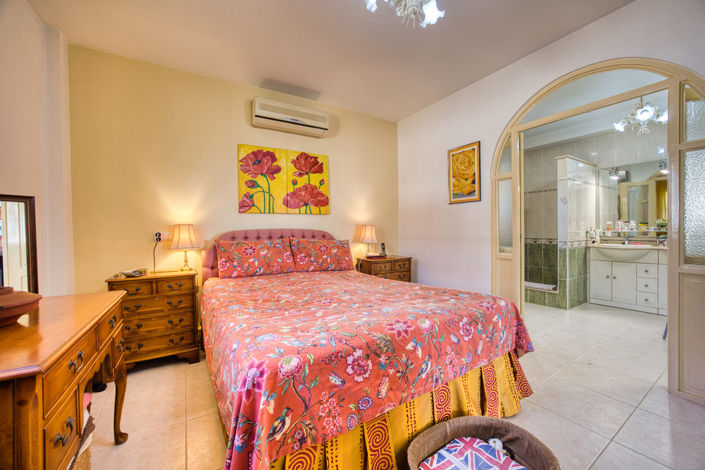 Image No.17-4 Bed Villa for sale