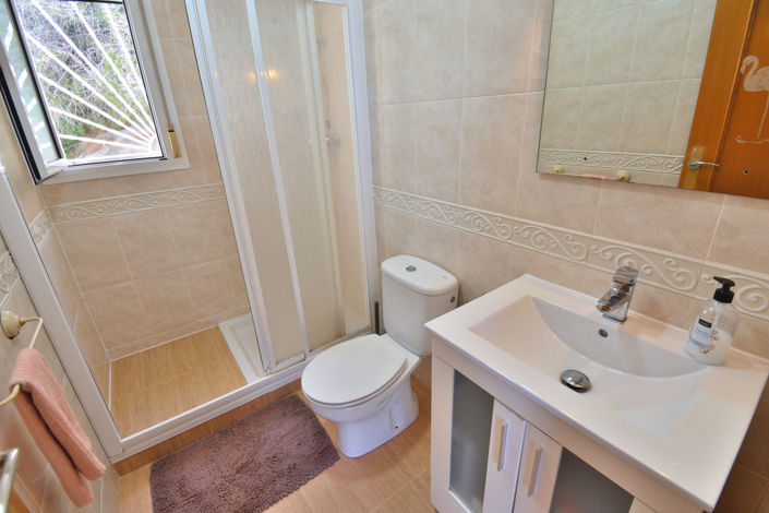 Image No.20-2 Bed Villa for sale