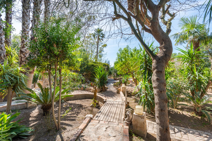 Image No.35-4 Bed Country Property for sale