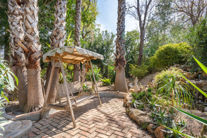 Image No.36-4 Bed Country Property for sale