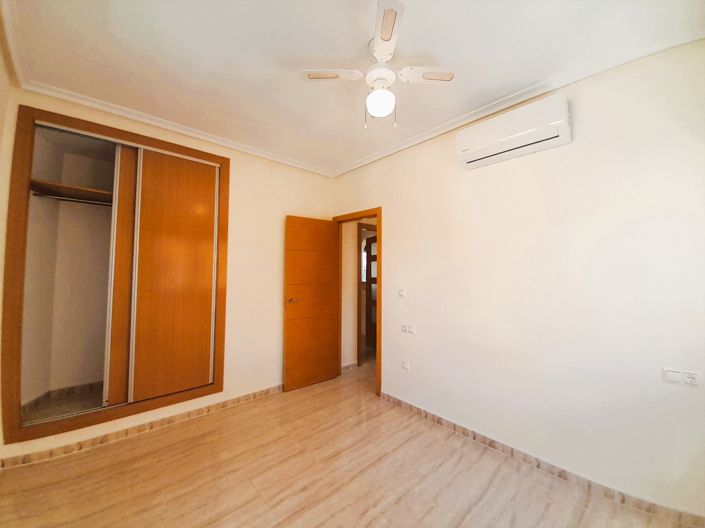 Image No.16-3 Bed Villa for sale