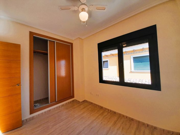 Image No.24-3 Bed Villa for sale