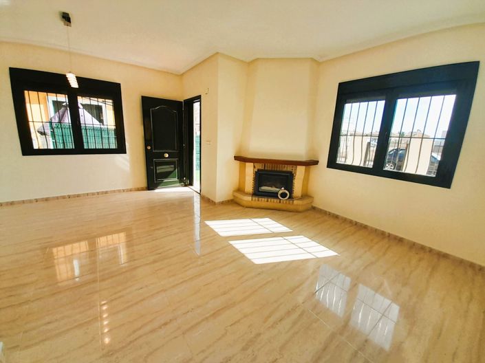 Image No.7-3 Bed Villa for sale