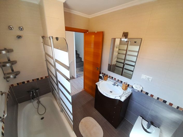 Image No.30-2 Bed Villa for sale