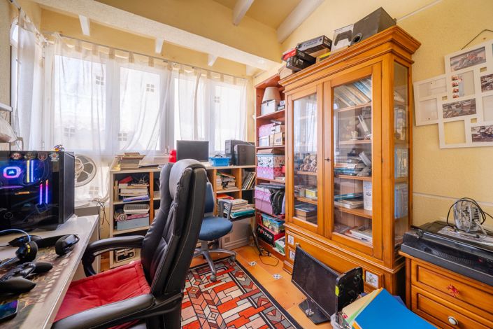 Image No.24-4 Bed Townhouse for sale