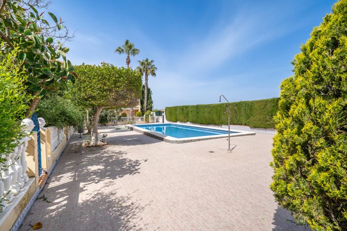 Image No.47-4 Bed Townhouse for sale