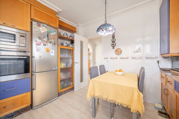 Image No.9-4 Bed Townhouse for sale