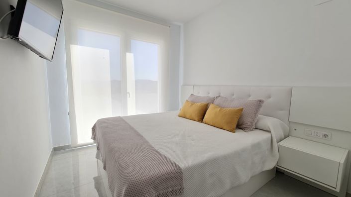 Image No.33-3 Bed Villa for sale