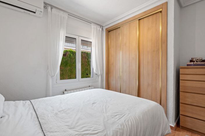 Image No.18-3 Bed Villa for sale