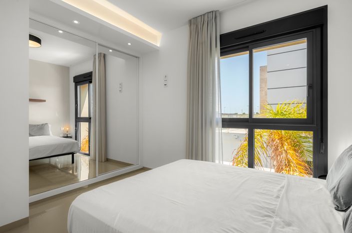 Image No.21-3 Bed Villa for sale