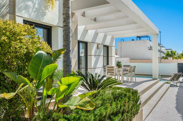 Image No.31-3 Bed Villa for sale