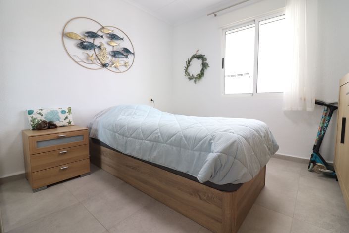 Image No.12-2 Bed Bungalow for sale