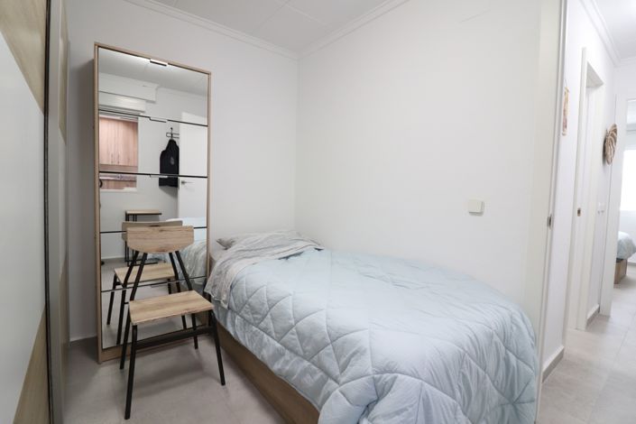 Image No.15-2 Bed Bungalow for sale