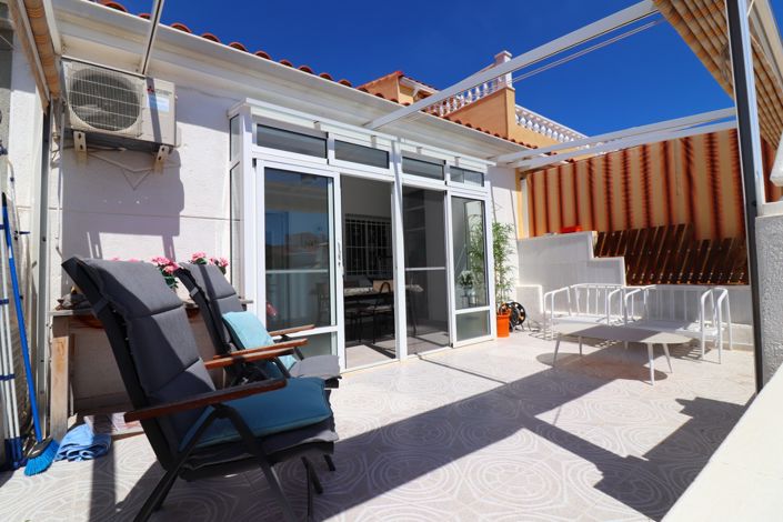 Image No.2-2 Bed Bungalow for sale