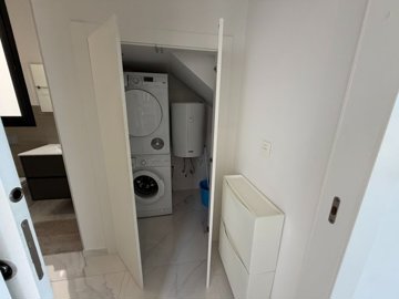 o1jmo9ovps1ai21h3pg8o17vhgg2i