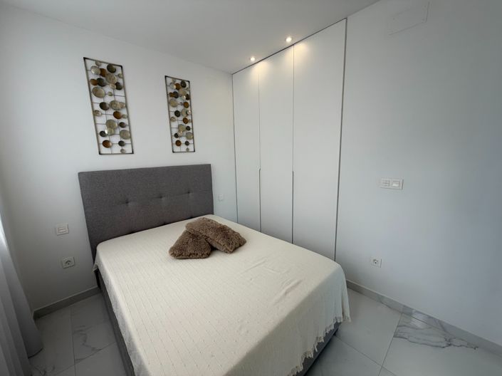 Image No.14-3 Bed Villa for sale